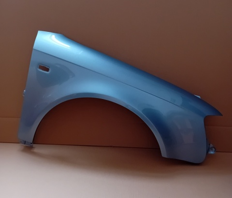 Audi A4 B7 8E 04-08 prawy błotnik niebieski met LY5J