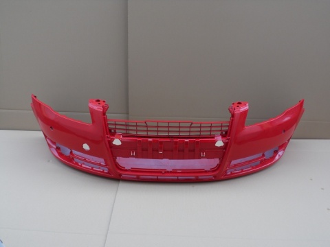 Audi A4 B7 8E 04-08r zderzak przedni czerwony LY3J