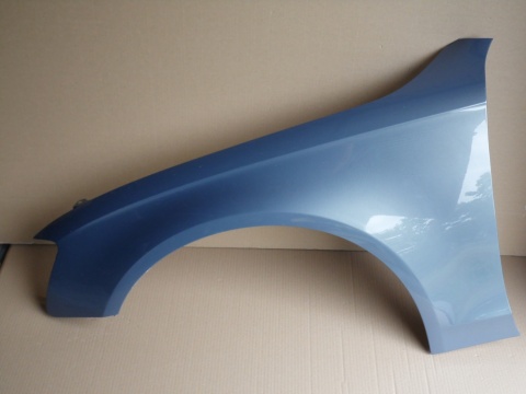 Audi A4 B8 12-15r LIFT lewy błotnik niebieski LX5X