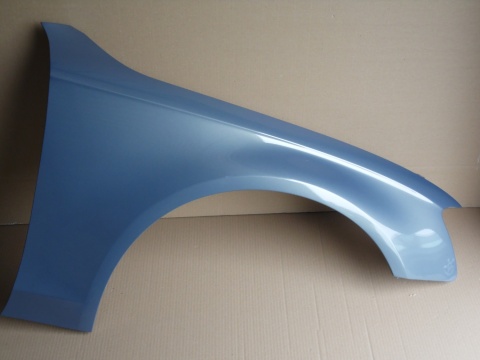 Audi A4 B8 12-15r LIFT prawy błotnik niebieski LX5X