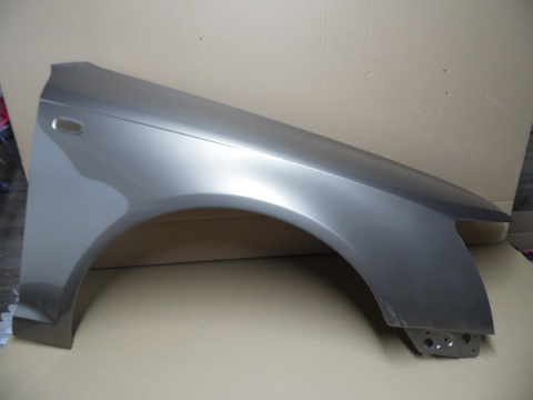 Audi A6 C6 4F 04-08r błotnik prawy beżowy LY1Q