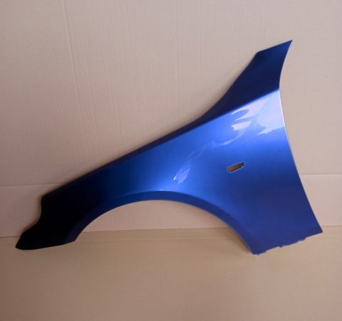 BMW 5 E60 E61 03-10r błotnik lewy w kolorze niebieskim A35