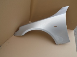 BMW 5 E60 E61 03-10r błotnik lewy w kolorze srebrnym 354