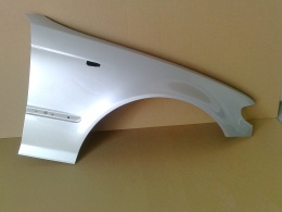 BMW E46 02-05 sedan prawy błotnik srebrny 354