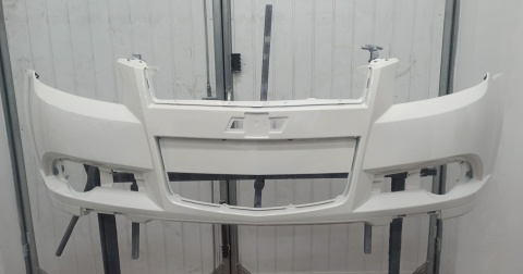 Chevrolet Aveo HB (T255) 08-11r. zderzak przedni biały 11U
