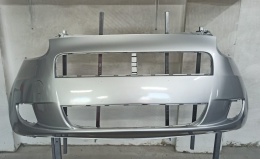 Fiat Grande Punto (199) 05-12r zderzak przedni srebrny 589A