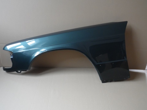 Mercedes 190 W201 r.82-93 błotnik lewy zielony 254