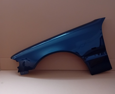 Mercedes C W202 S202 r.93-01 błotnik lewy czarny 189