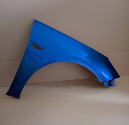 Opel Astra 5 K 15-22r prawy błotnik niebieski 23A