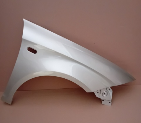 Seat Altea Toledo 04-15r. błotnik prawy beżowy LS1S