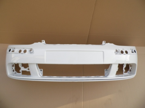 VW Golf 5 1K1 Hatchback 03-09r zderzak przedni biały LB9A