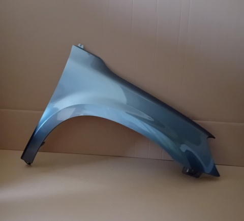 Skoda Yeti (5L) 09-13r. błotnik prawy szary LF8L