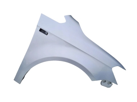 VW Caddy 4 IV 2K 16-20r prawy błotnik srebrny LA7W