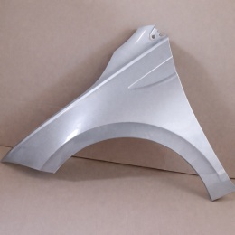 VW Polo VI 6 AW 17-24r. błotnik lewy w kolorze srebrnym LA7W